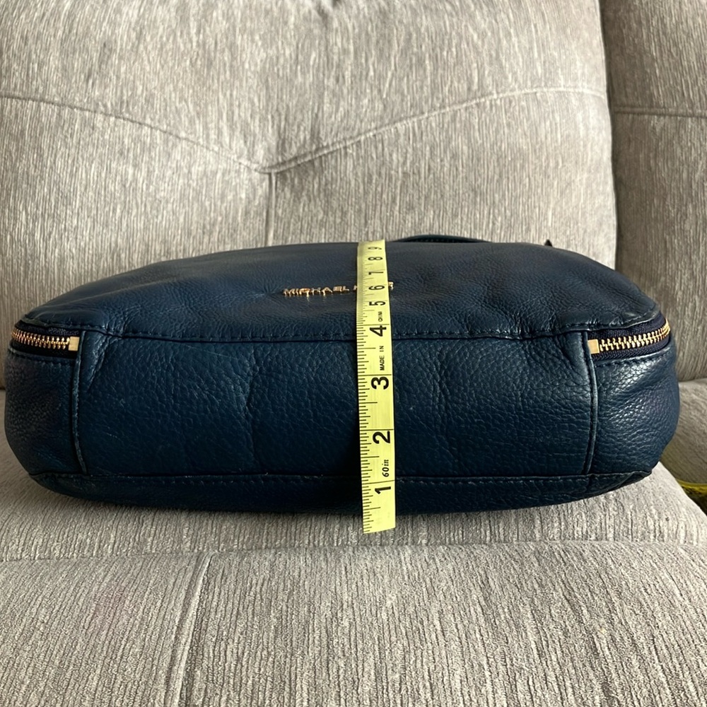 Michael Kors shoulder bag - Picture 9 of 17